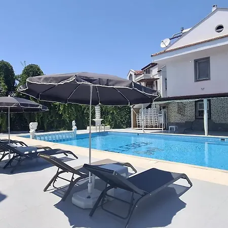 Bizim Kelebek *
